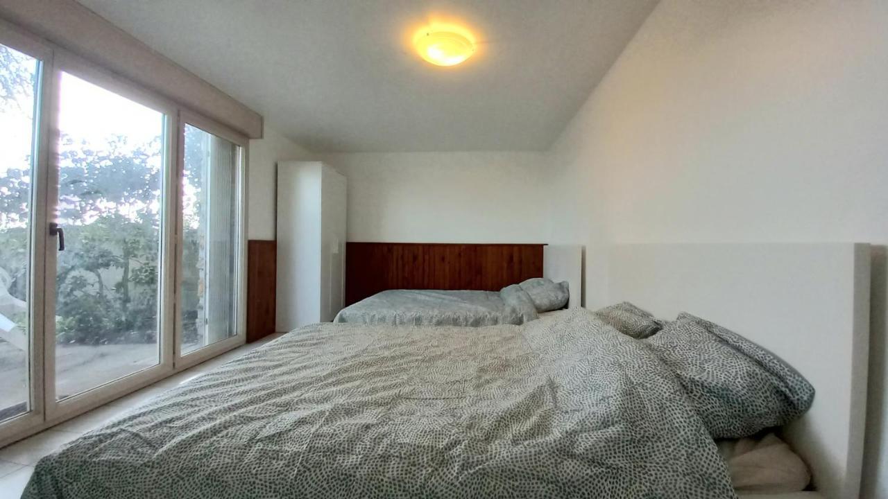 Super Appartement Au Centre Ville De Rosny Sous Bois Exterior foto