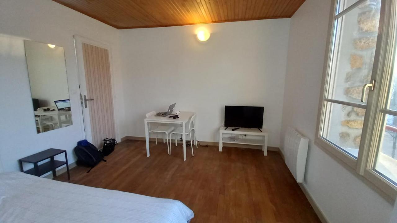 Super Appartement Au Centre Ville De Rosny Sous Bois Exterior foto